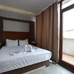 Hostel Bucoleon By Cheers