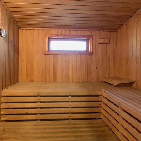 Hostel Bucoleon By Cheers