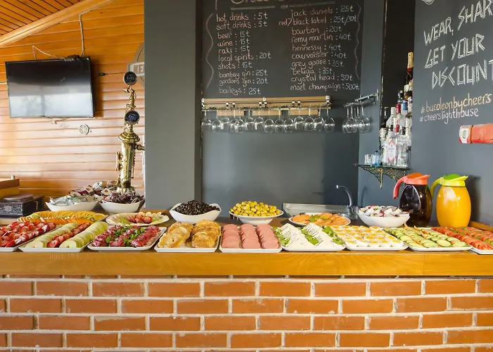 Hostel Bucoleon By Cheers