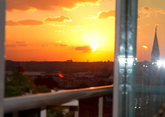 Auberge de jeunesse Bucoleon By Cheers