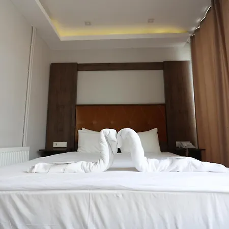 Albergue Bucoleon By Cheers *
